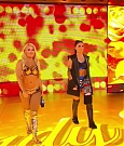WWE_SmackDown_Live_2018_12_04_720p_HDTV_x264-NWCHD_mp4_000689622.jpg
